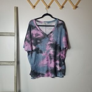 NWOT HAPTICS WOMEN'S TIE-DYE V-NECK OVERSIZED BLOUSE SIZE LARGE